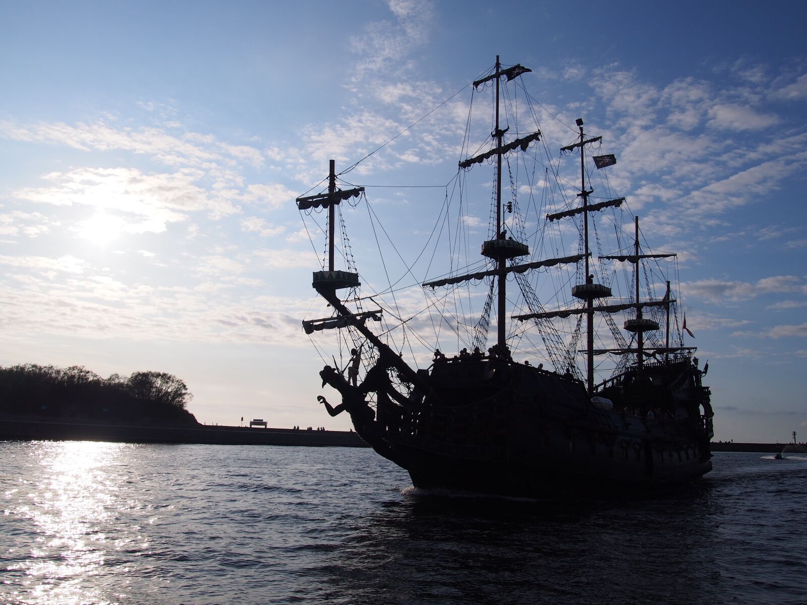Olympus PEN E-PL6 sample photo. Sea, ship, ustka photography