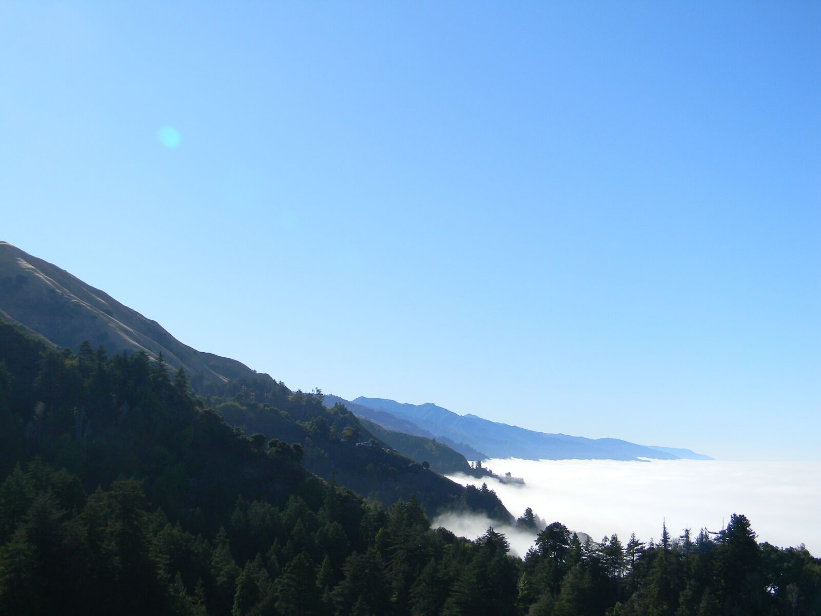 Nikon Coolpix L110 sample photo. Fog, lookout, scenic overlook photography