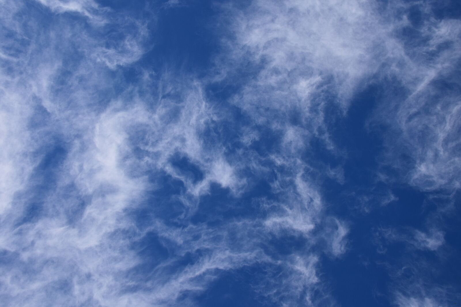 Nikon D3300 sample photo. Fascinating wispy clouds, cloudscape photography