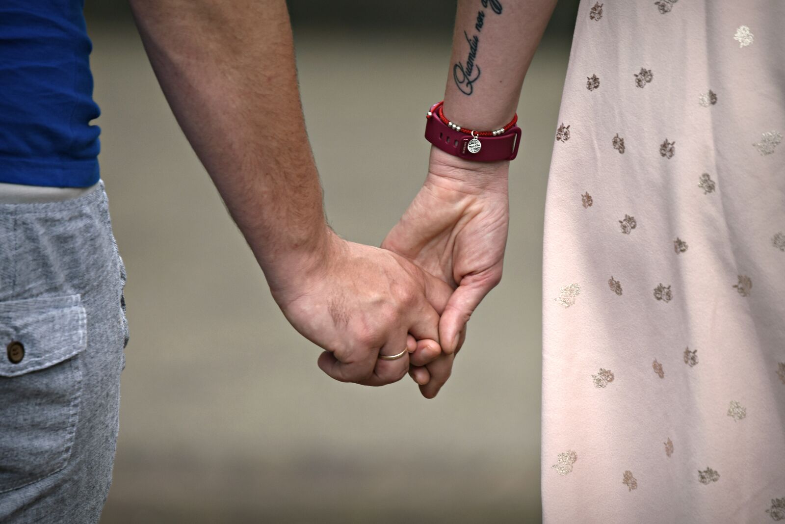 Nikon D750 sample photo. Man, woman, holdings hands photography
