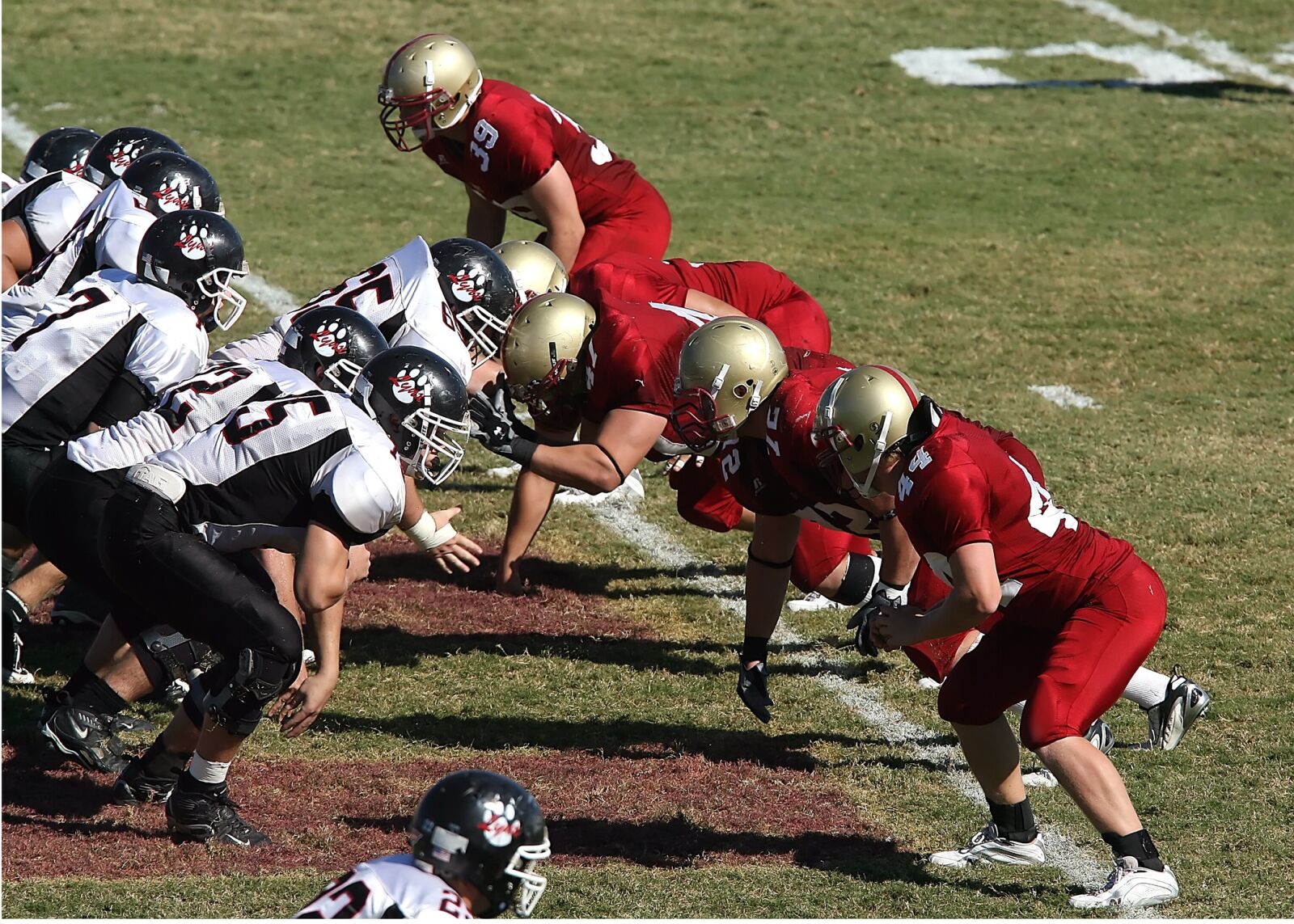 Canon EOS-1D Mark II N sample photo. Football, line of scrimmage photography