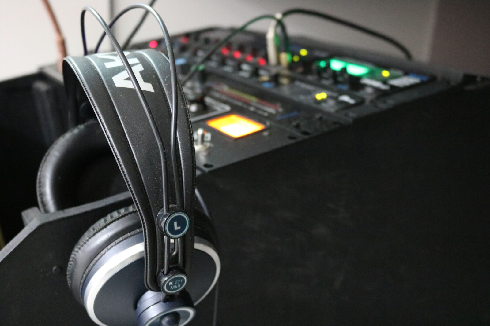Canon EOS 750D (EOS Rebel T6i / EOS Kiss X8i) sample photo. Recording, studio, recordingstudio photography