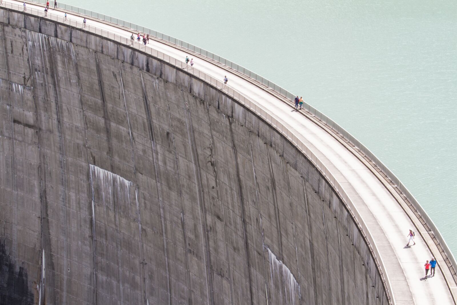 Canon EOS 7D + Canon EF 70-200mm F4L IS USM sample photo. Reservoir, weir photography