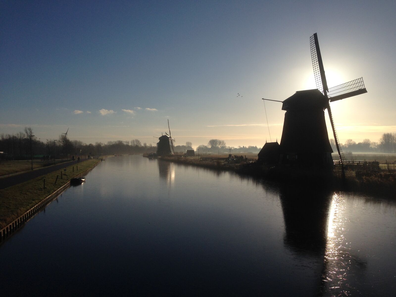 iPhone 5 back camera 4.12mm f/2.4 sample photo. Windmill, alkmaar, holland photography