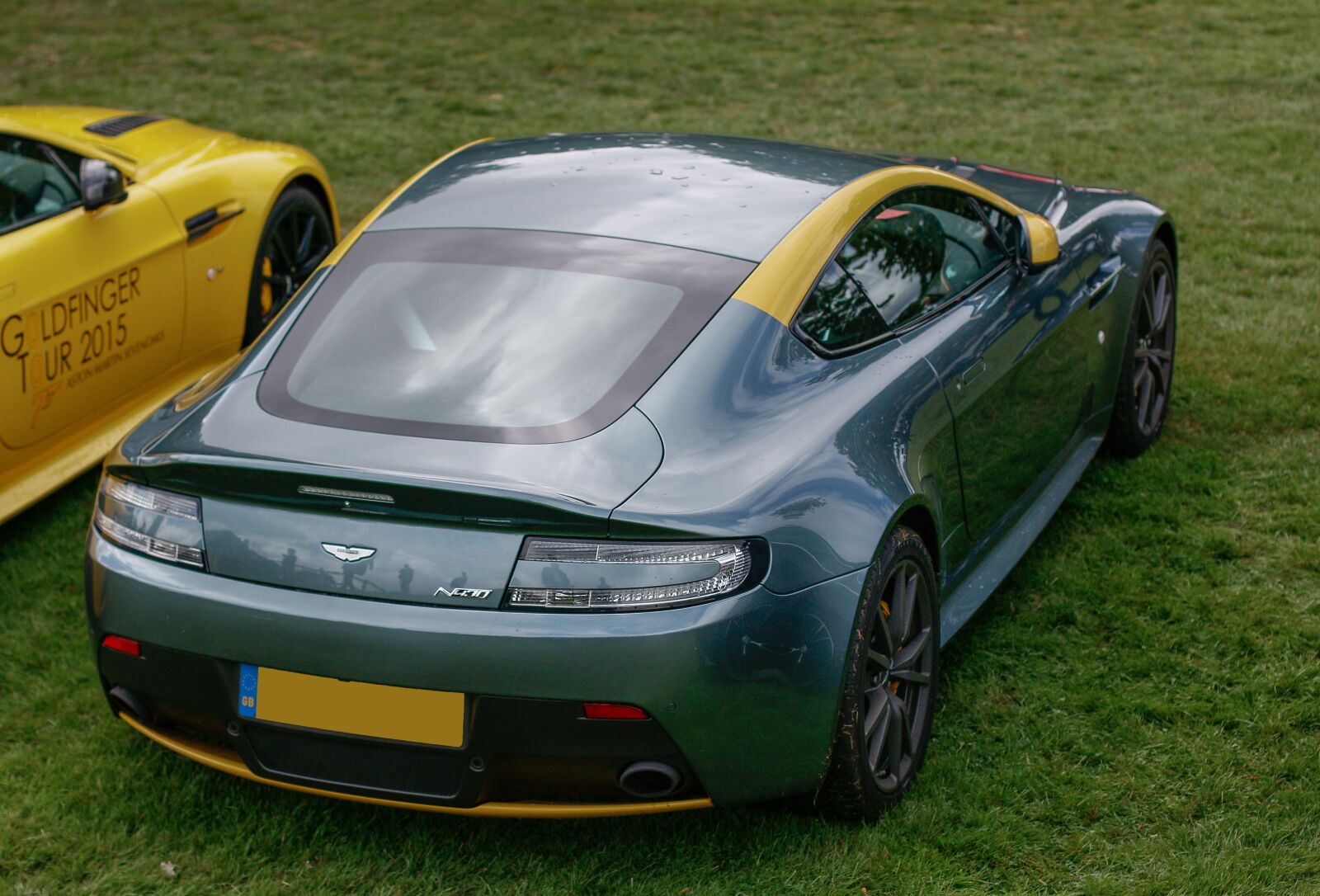 Canon EOS 70D + Canon EF 50mm F1.4 USM sample photo. Supercar, modern, car photography