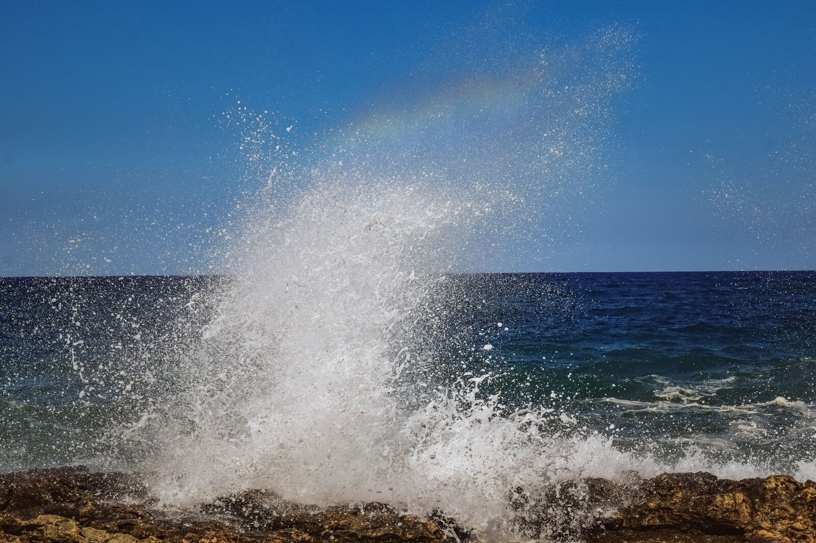 Nikon D3300 sample photo. Wave, crashing, sea photography