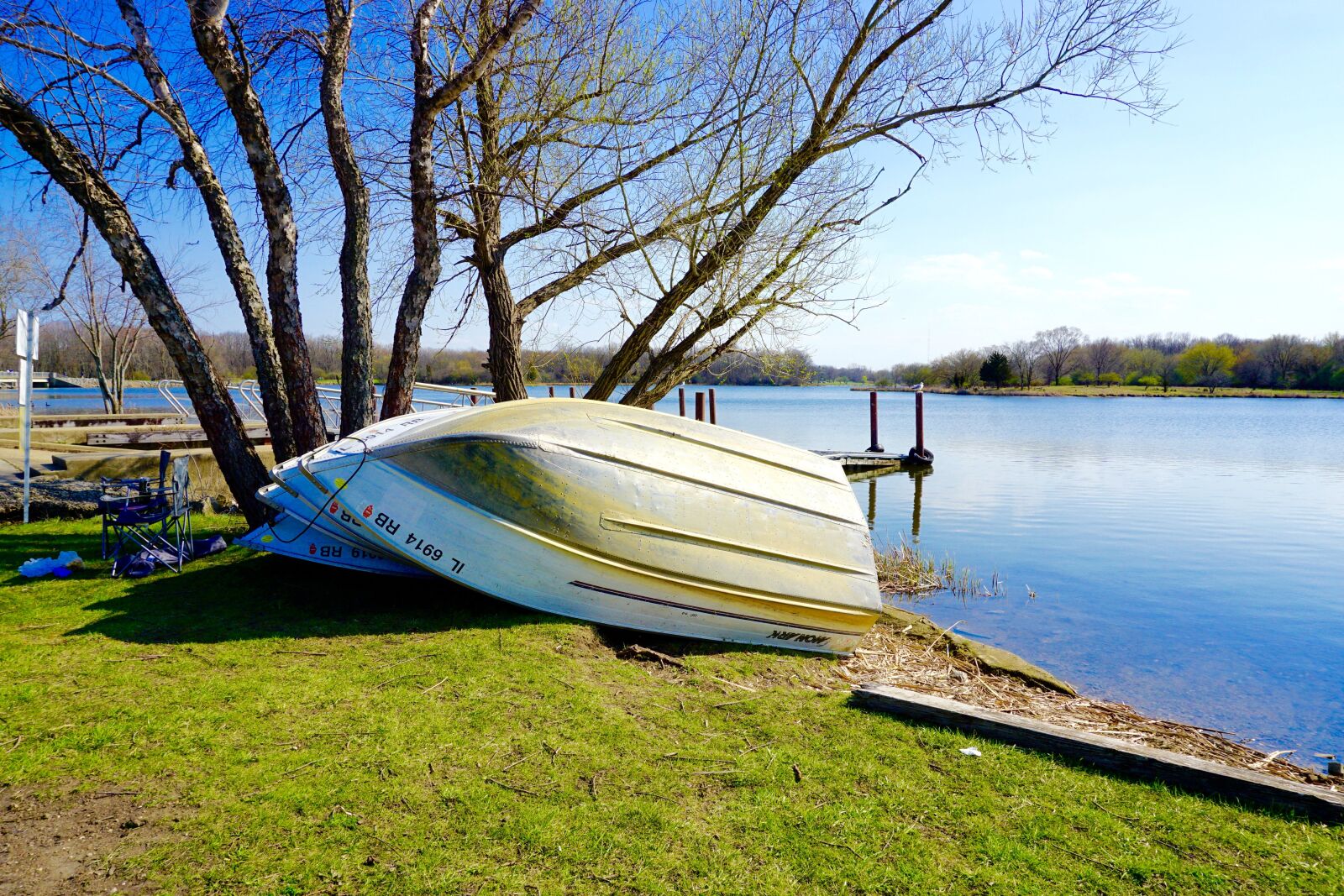 Sony a5100 sample photo. Boats, park, water photography
