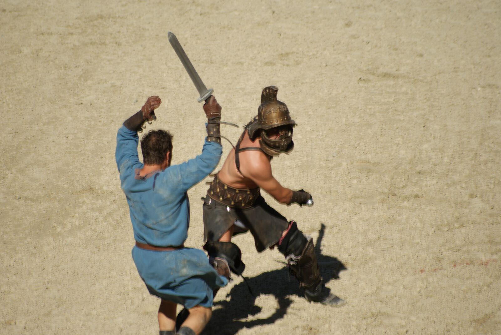Sony Alpha DSLR-A200 sample photo. Gladiator, arena, sand photography