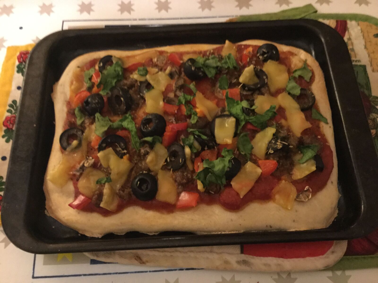Apple iPad mini 4 sample photo. Homemade pizza, pizza, vegan photography