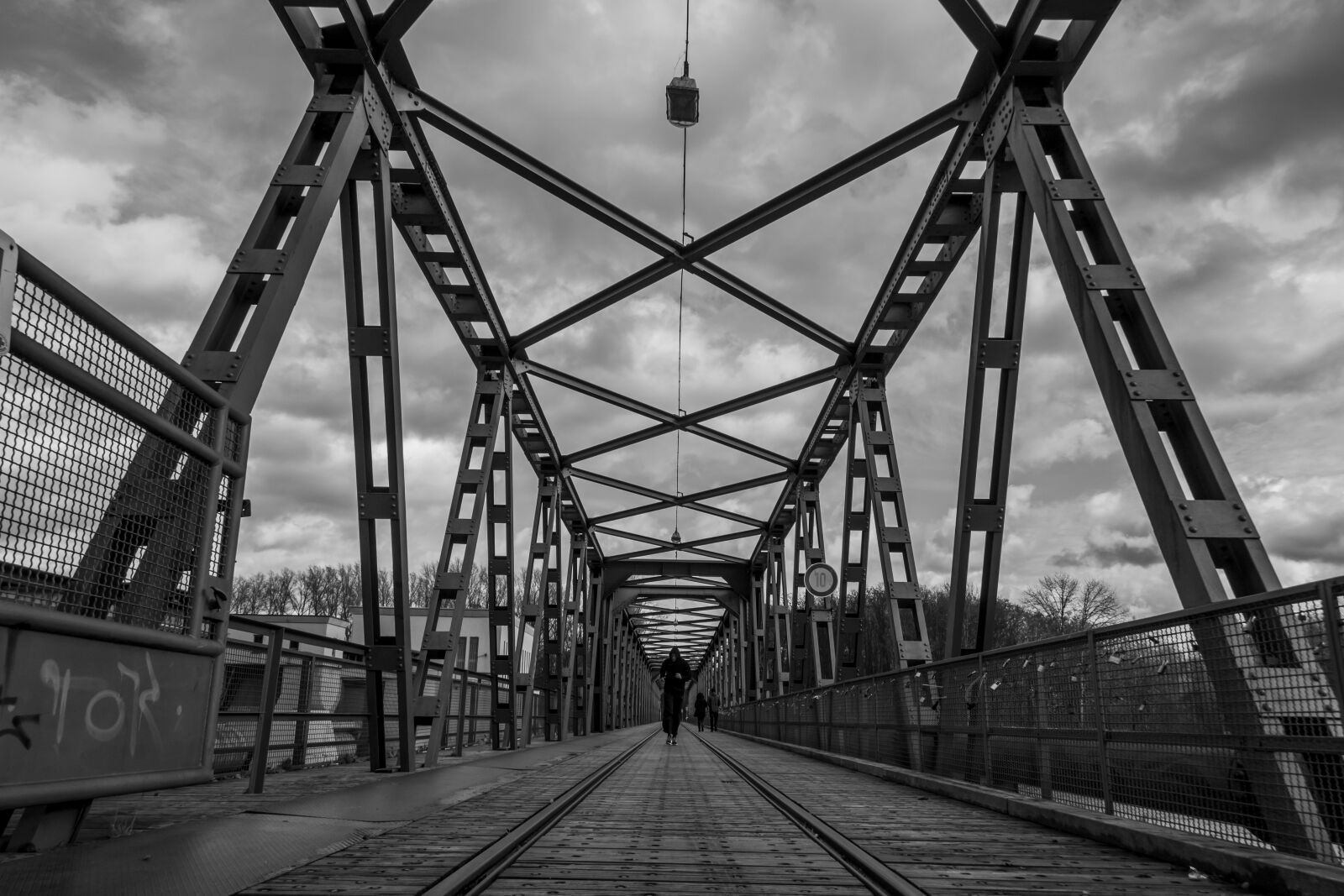 Canon EF-S 17-85mm F4-5.6 IS USM sample photo. Steel, bridge, industry photography