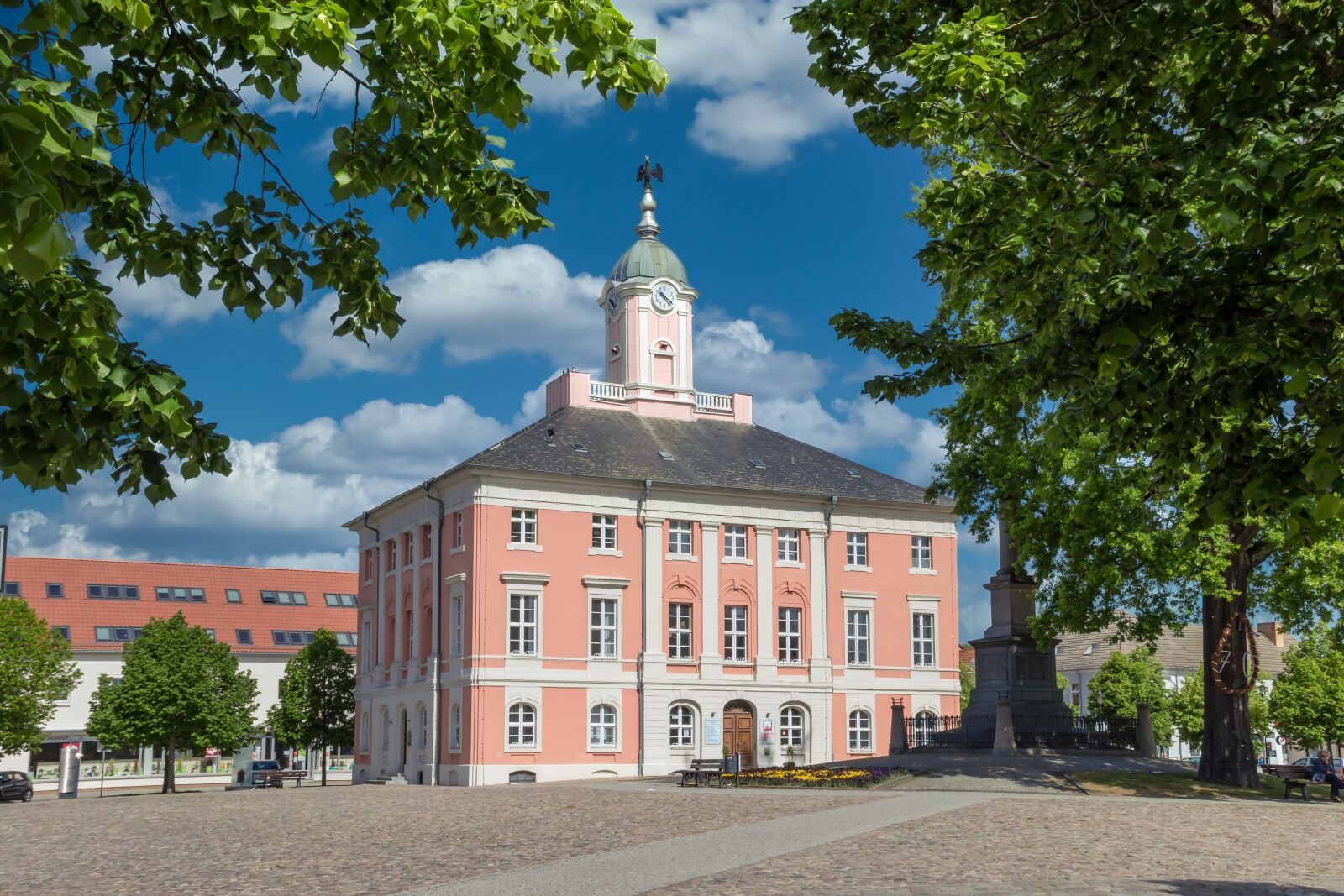 Canon EF-S 18-135mm F3.5-5.6 IS sample photo. Town hall, templin, uckermark photography