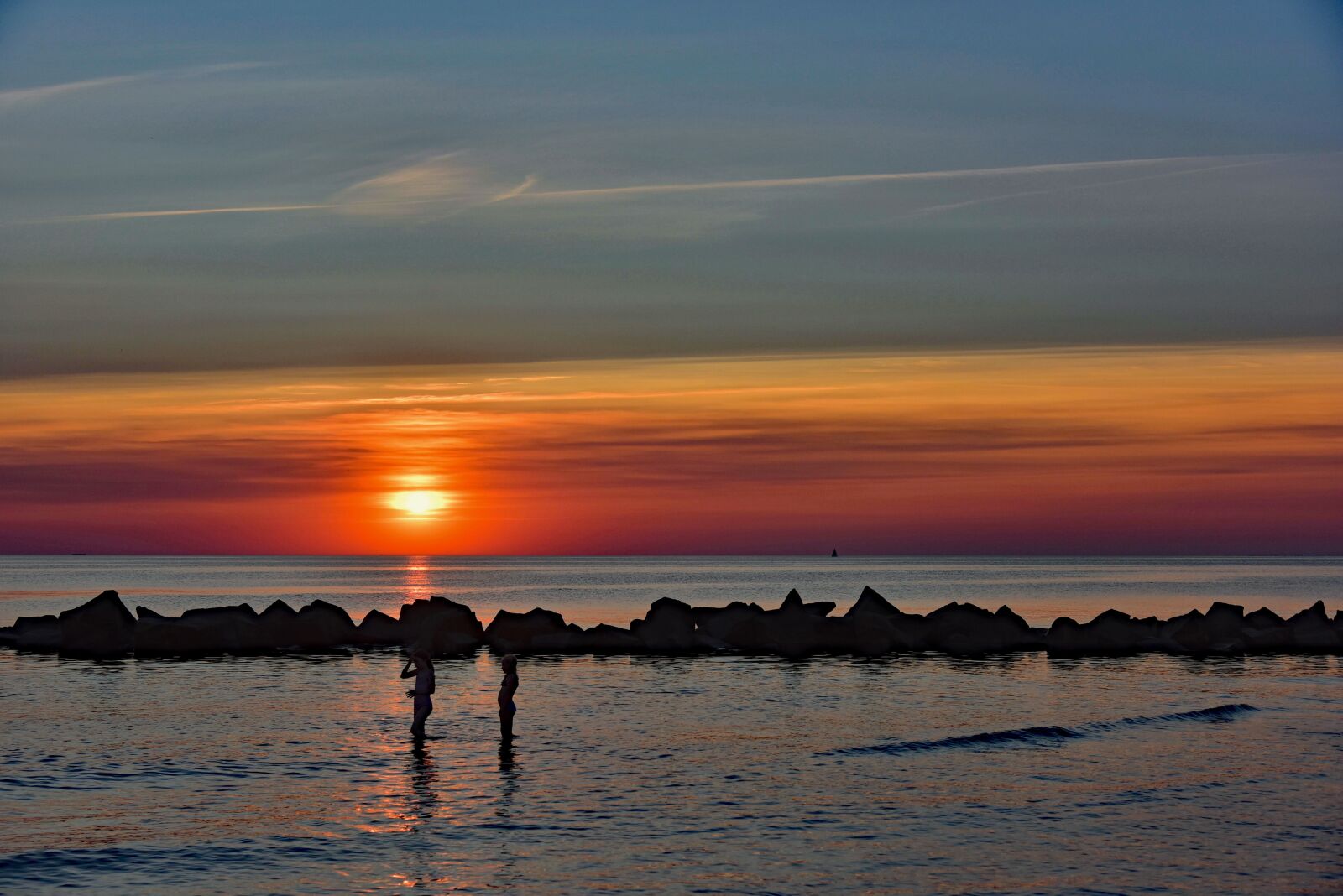Nikon D810 sample photo. Beach, sunset, sea photography