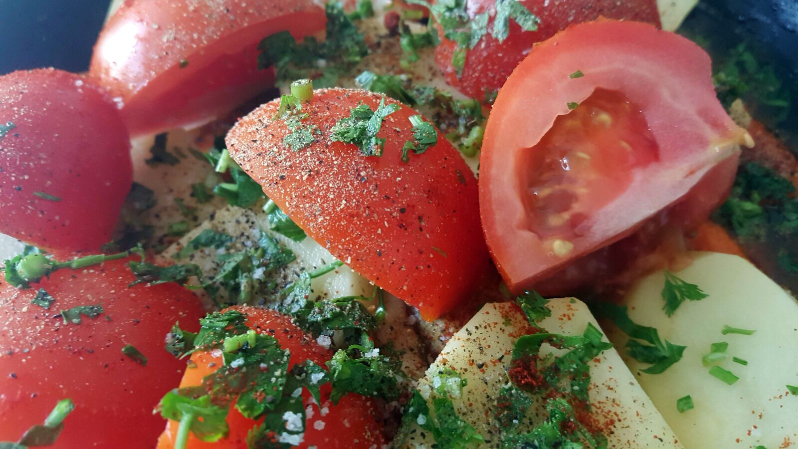 Samsung Galaxy Note5 sample photo. Tomato, power, nutrition photography