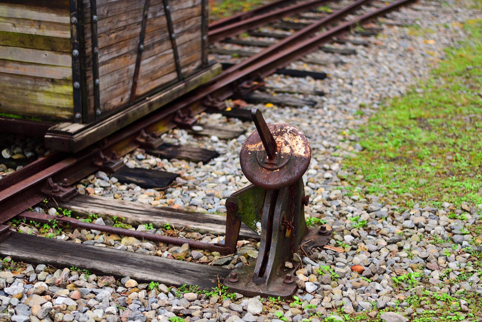 Nikon D750 sample photo. Rail, tracks, derailleur photography