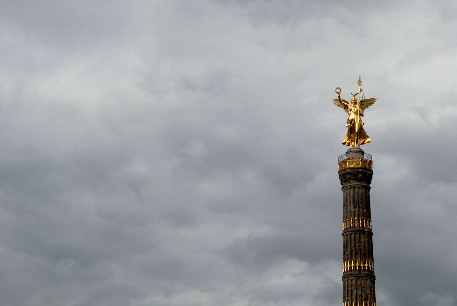 Nikon D3000 sample photo. Sky, travel, architecture photography