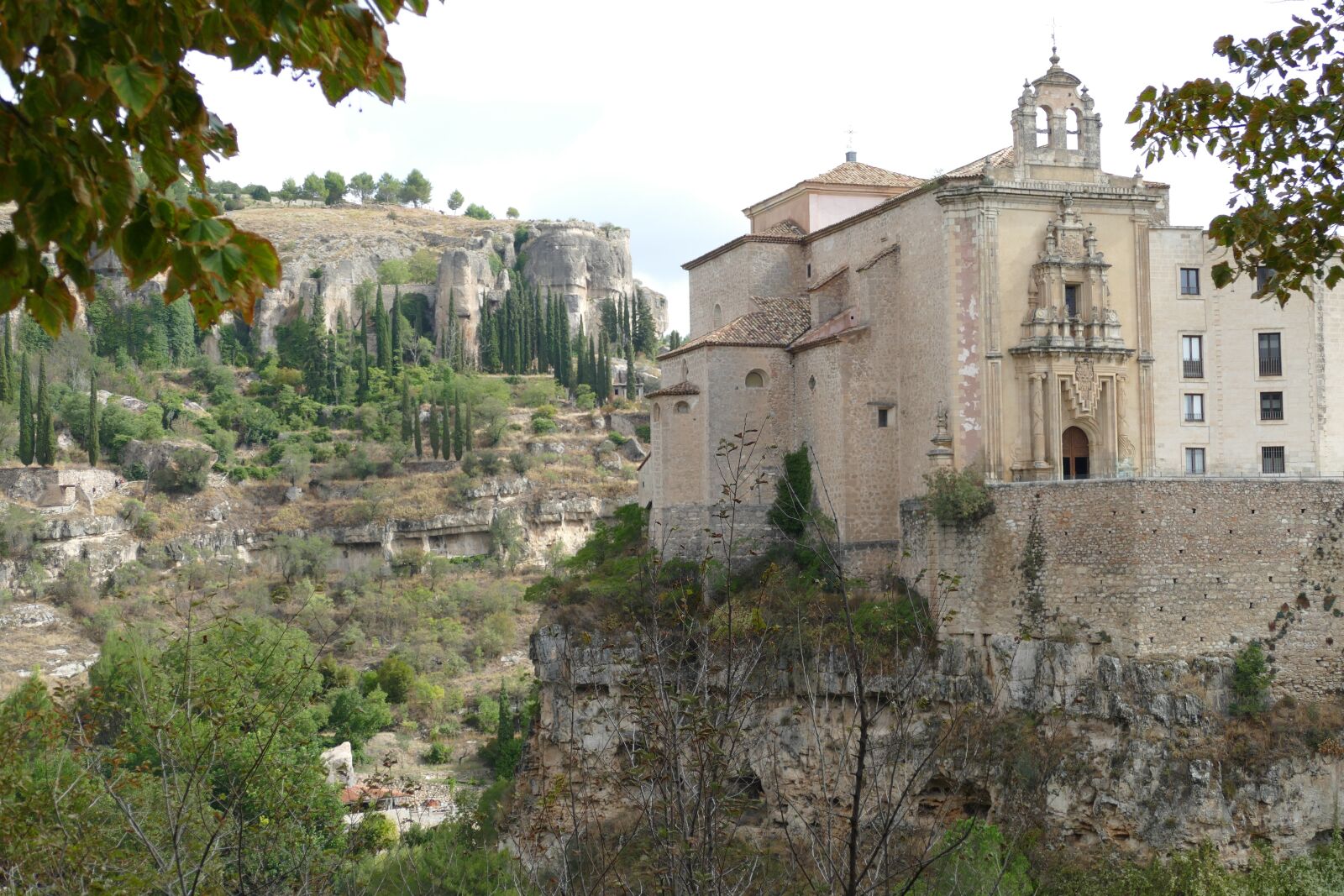 Panasonic Lumix DMC-FZ1000 sample photo. City, cuenca-ecuador, spain photography
