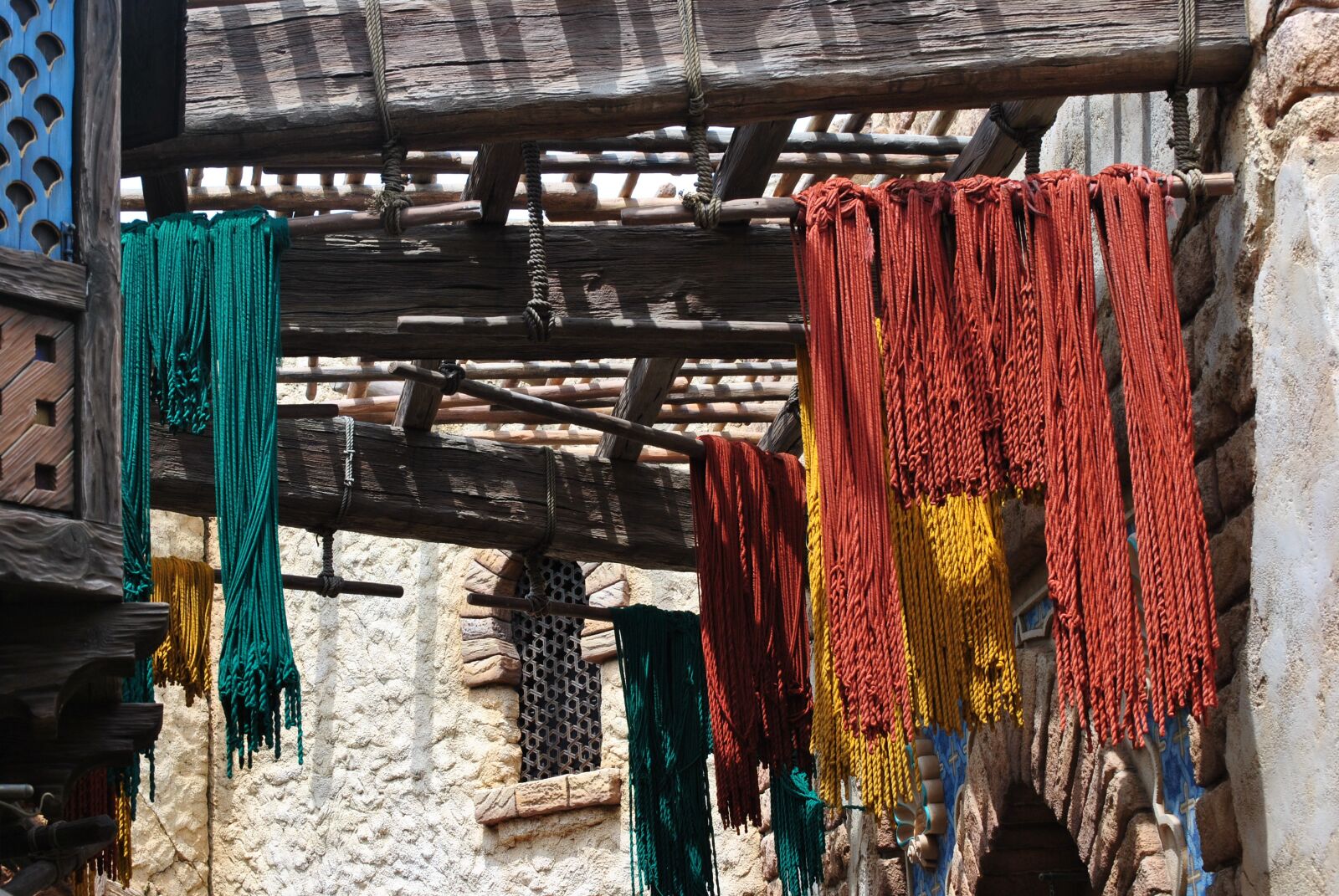 Nikon D3000 sample photo. Threads, colorful, travel photography