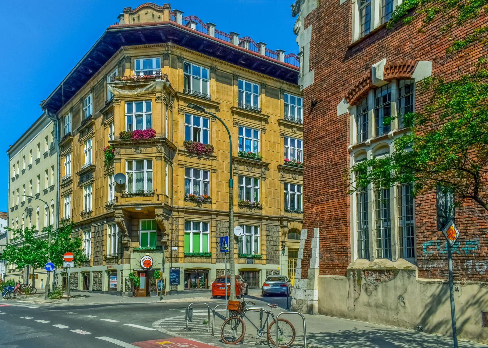 Nikon D3300 sample photo. Buildings, architecture, city photography