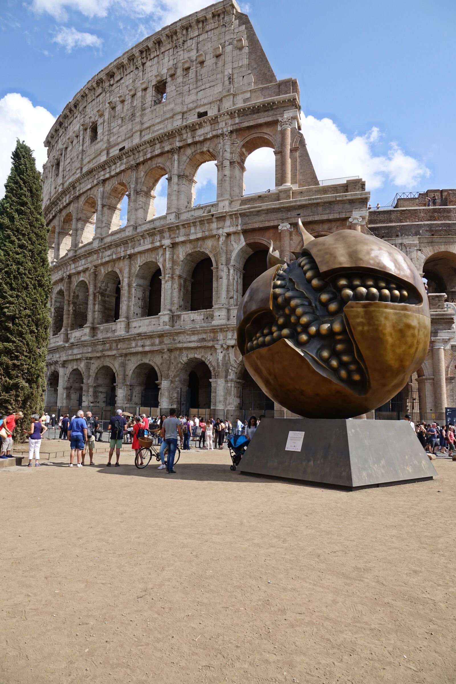 Sony Cyber-shot DSC-RX10 III sample photo. Italy, rome, colosseum photography