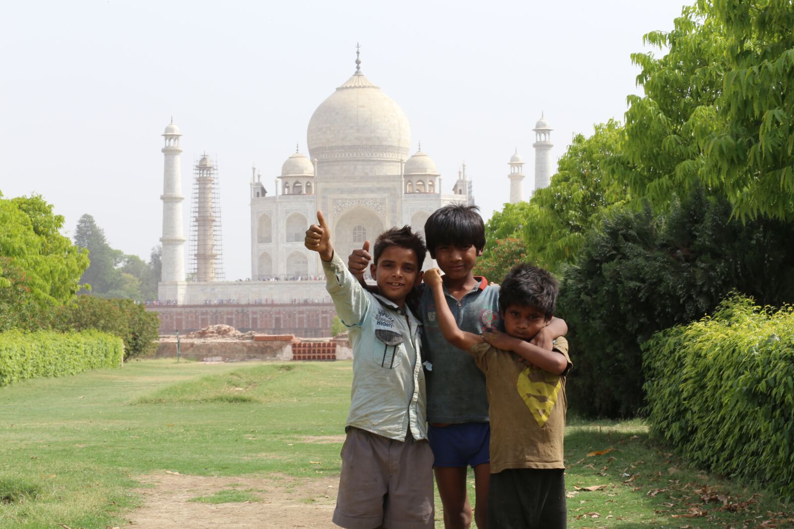 Canon EF 85mm F1.8 USM sample photo. Taj mahal, indians, children photography