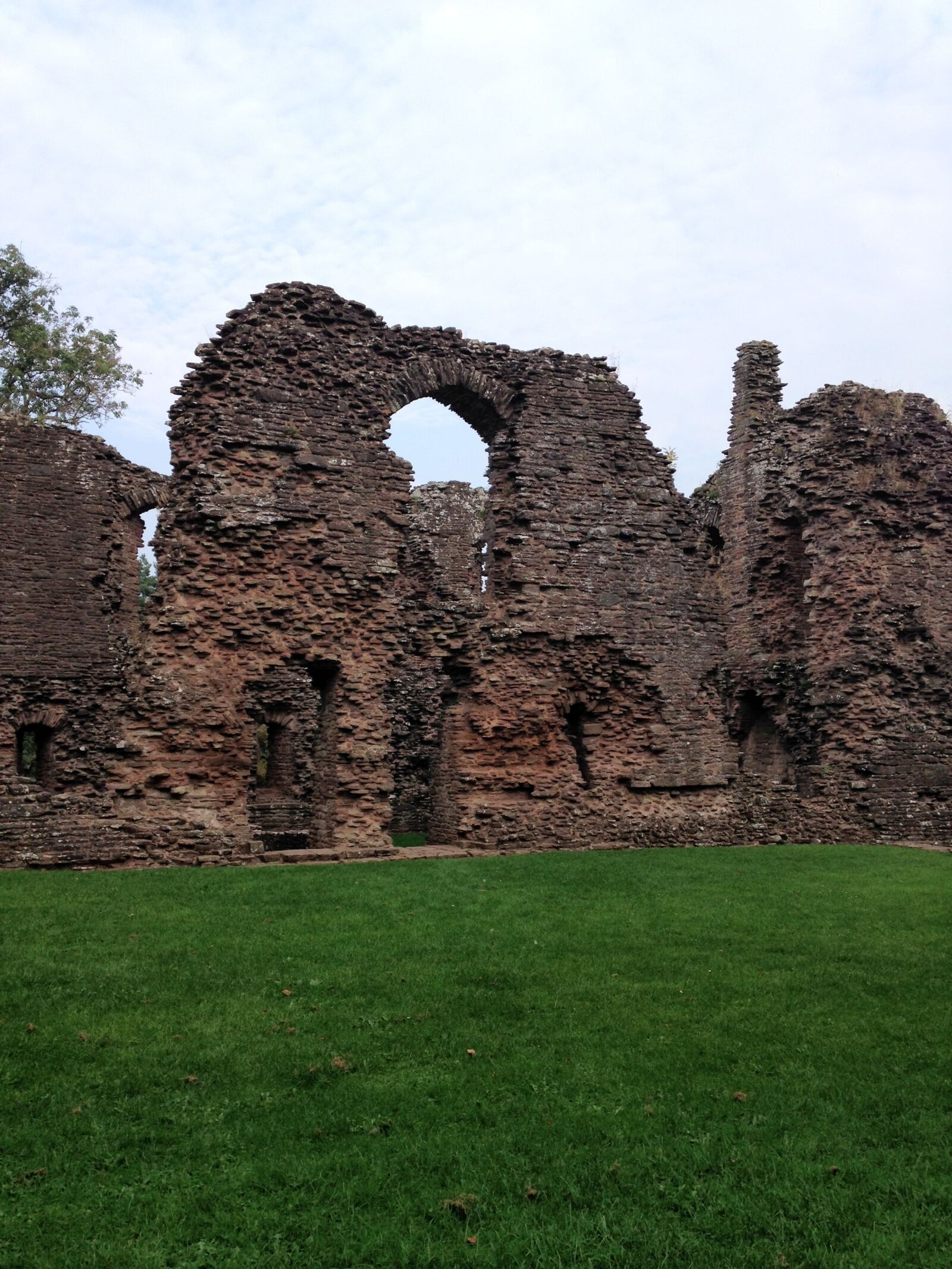 iPhone 5c back camera 4.12mm f/2.4 sample photo. Ruins, wales, uk photography