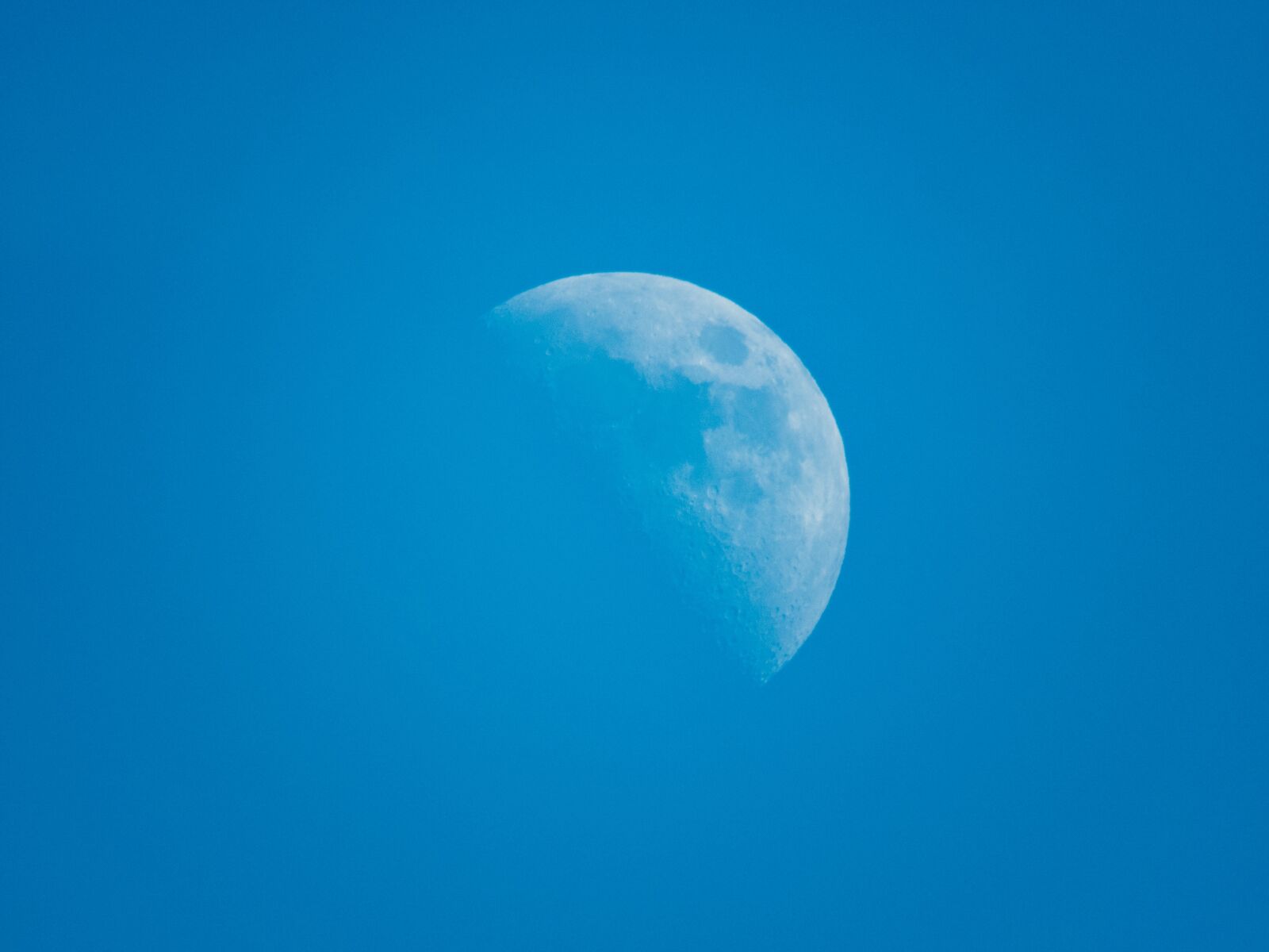 Canon PowerShot SX60 HS sample photo. Blue, sky, moon photography