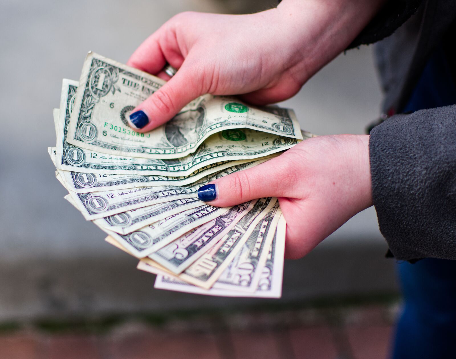 Nikon D3400 sample photo. Money, rich, wealth photography