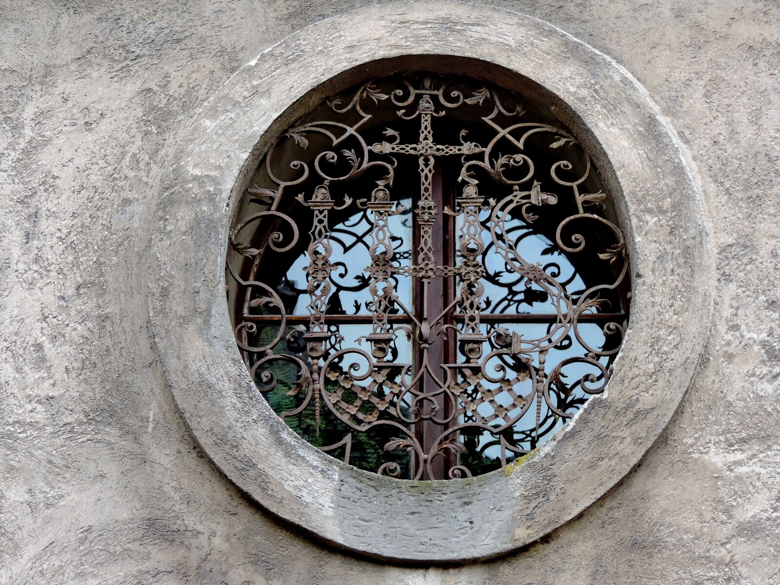 Nikon Coolpix P520 sample photo. Art, baroque, cast iron photography