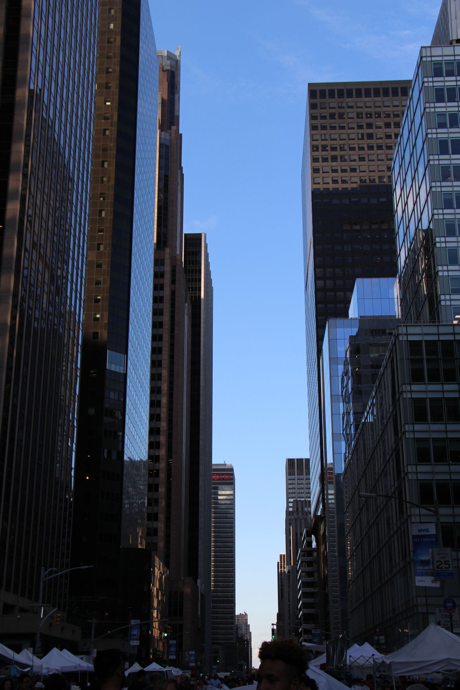 Canon EOS 700D (EOS Rebel T5i / EOS Kiss X7i) sample photo. New york, skyscraper, street photography