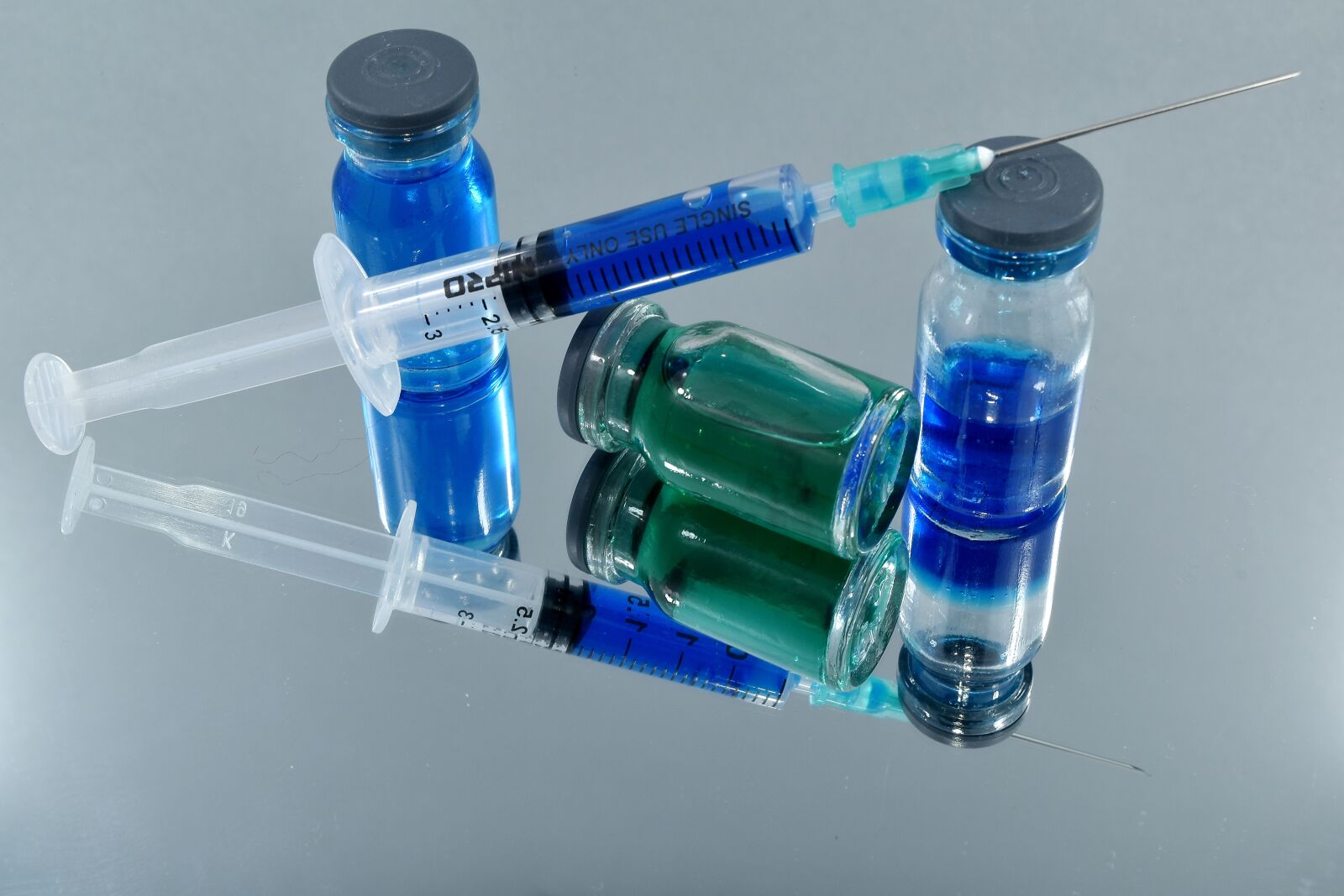 Nikon D5500 sample photo. Antitoxin, blue, covid-19, green photography