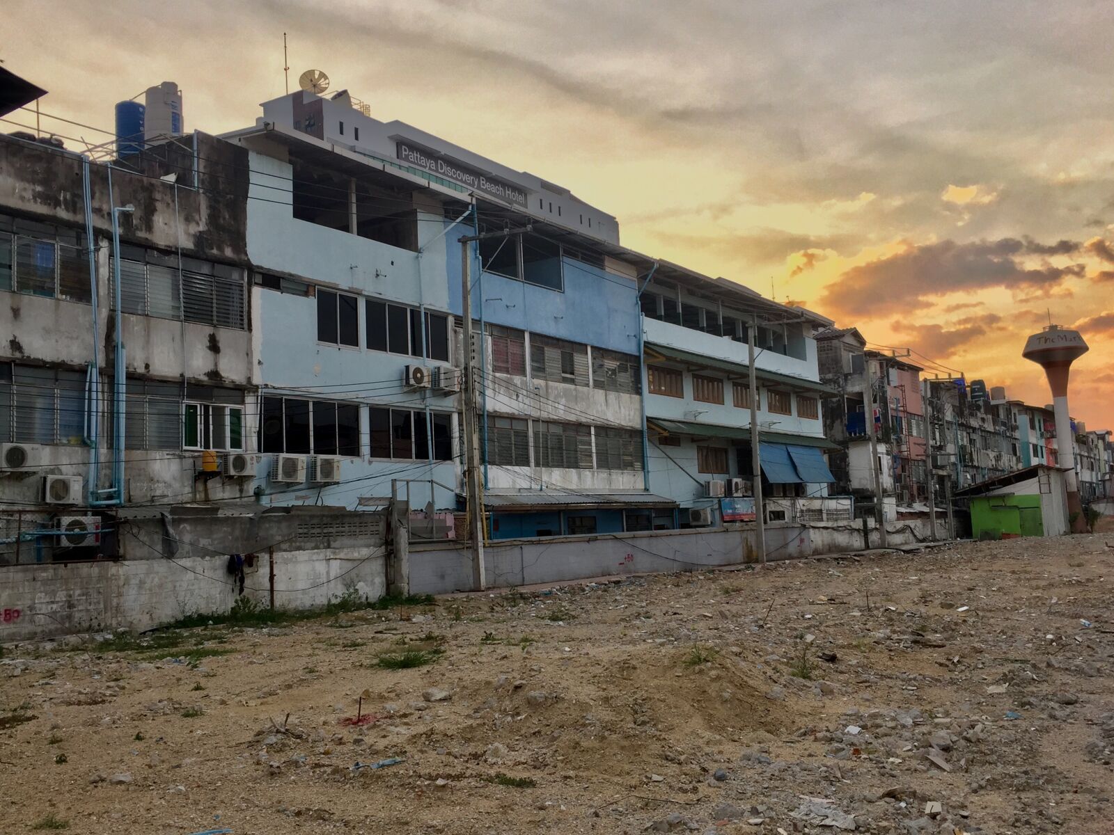 iPhone 6 back camera 4.15mm f/2.2 sample photo. Hotel, wreck, old house photography