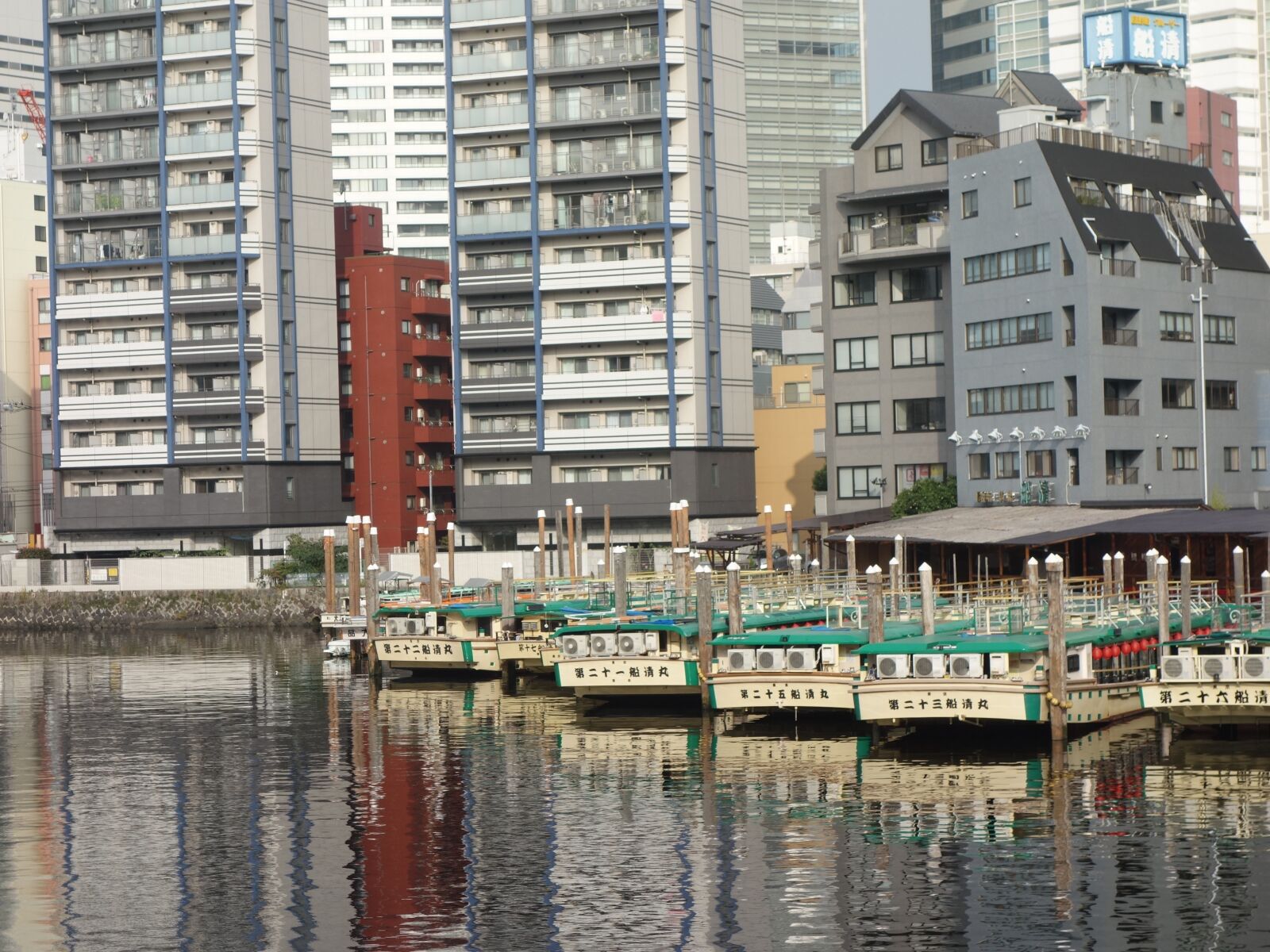 Sony Cyber-shot DSC-RX100 sample photo. Houseboat, shinagawa, canal photography