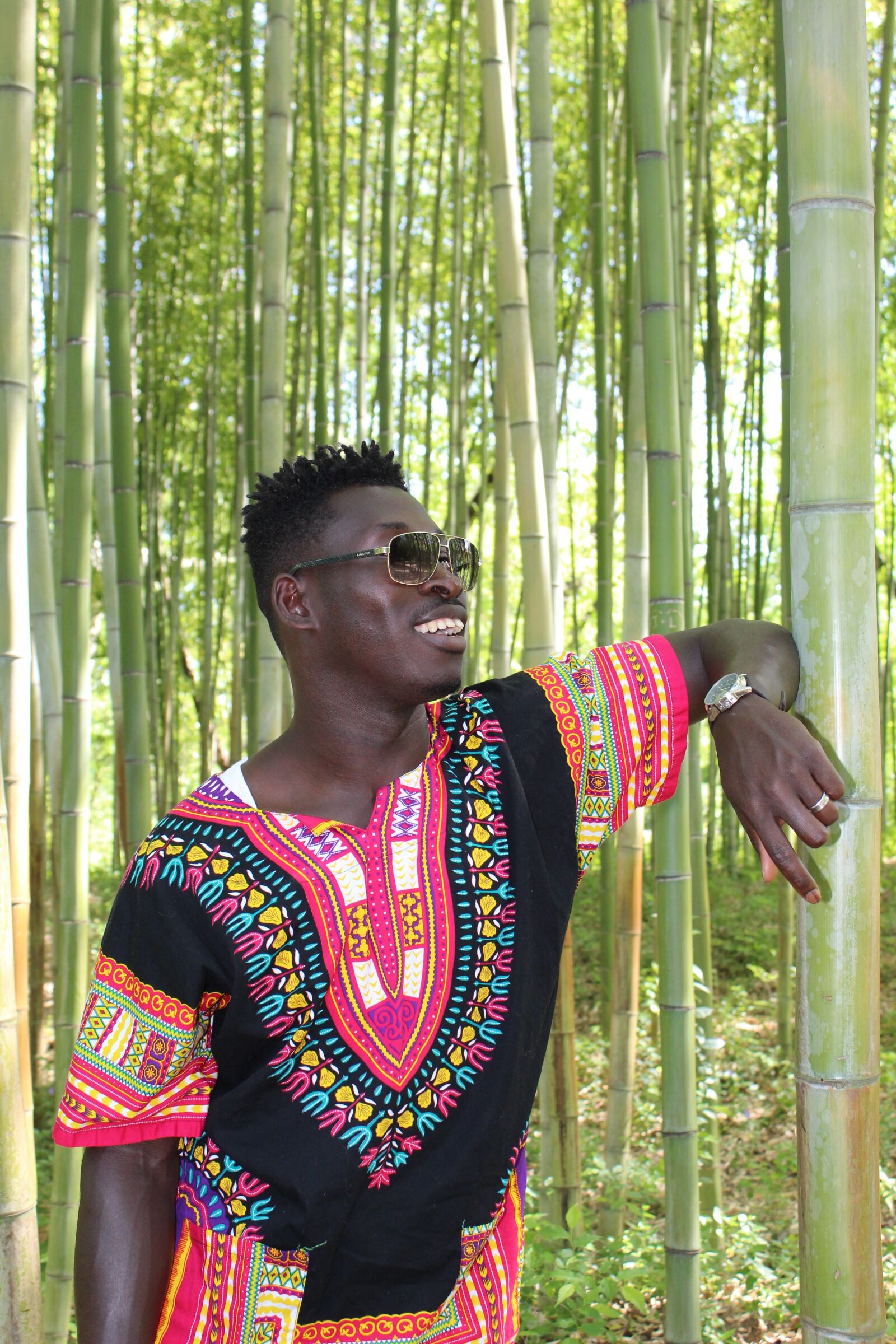Canon EOS 1300D (EOS Rebel T6 / EOS Kiss X80) sample photo. Dashiki, man, black man photography