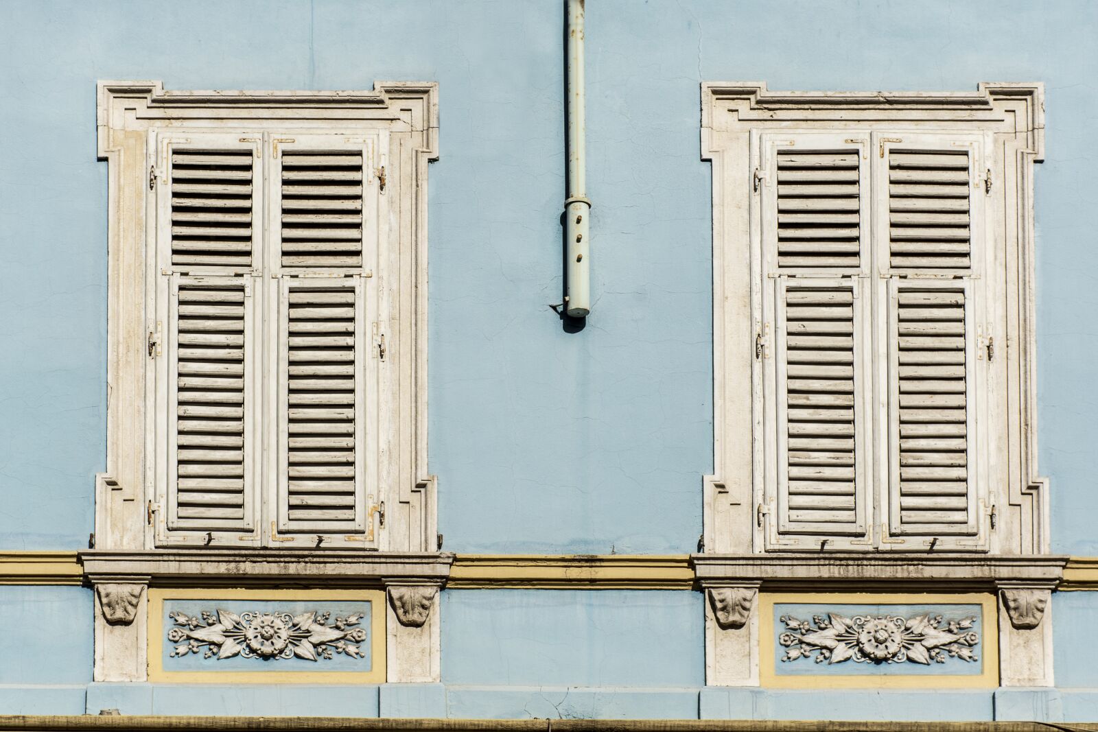 Nikon D7100 sample photo. Windows, house, architecture photography