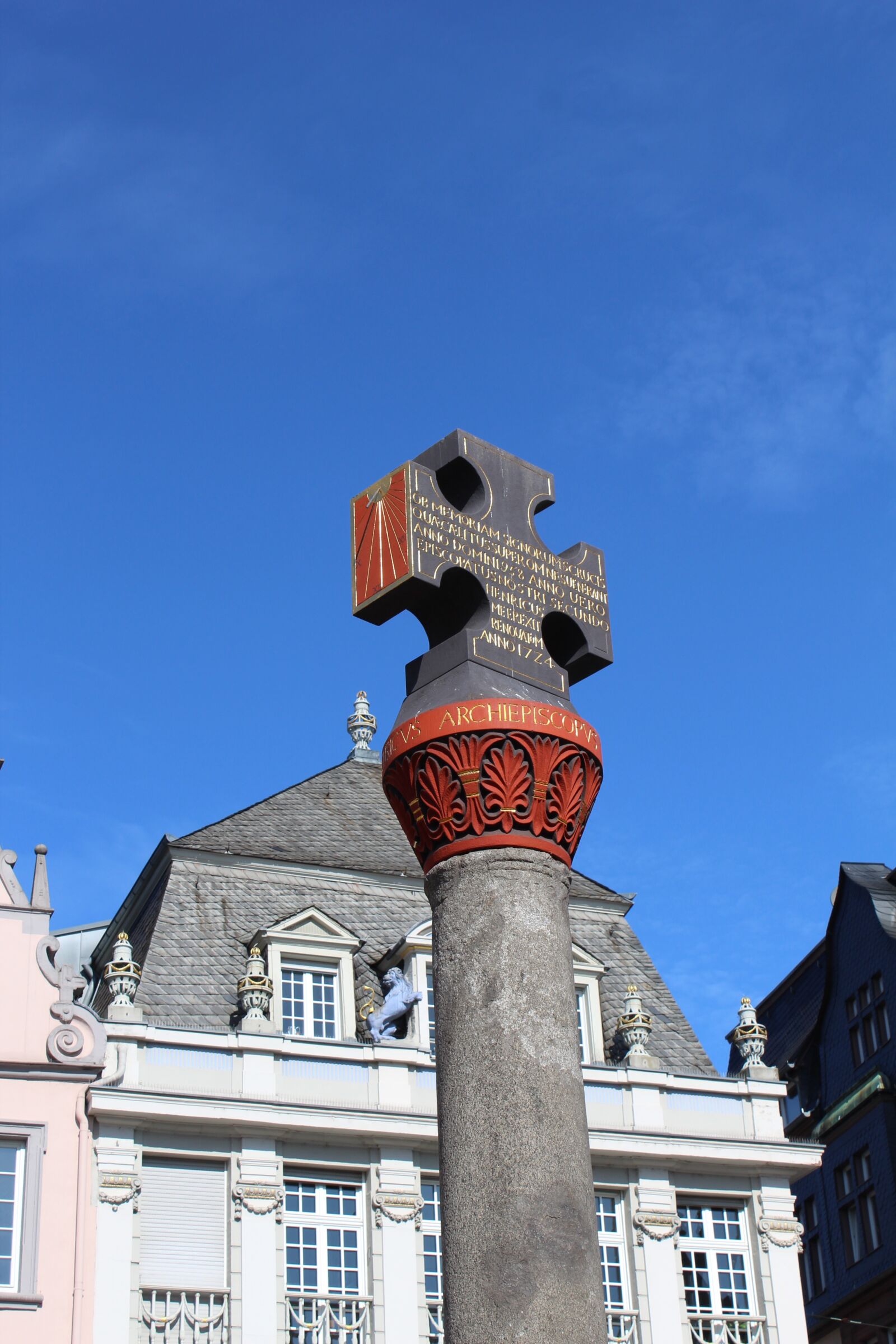 Canon EOS 600D (Rebel EOS T3i / EOS Kiss X5) sample photo. Trier, market cross, marketplace photography