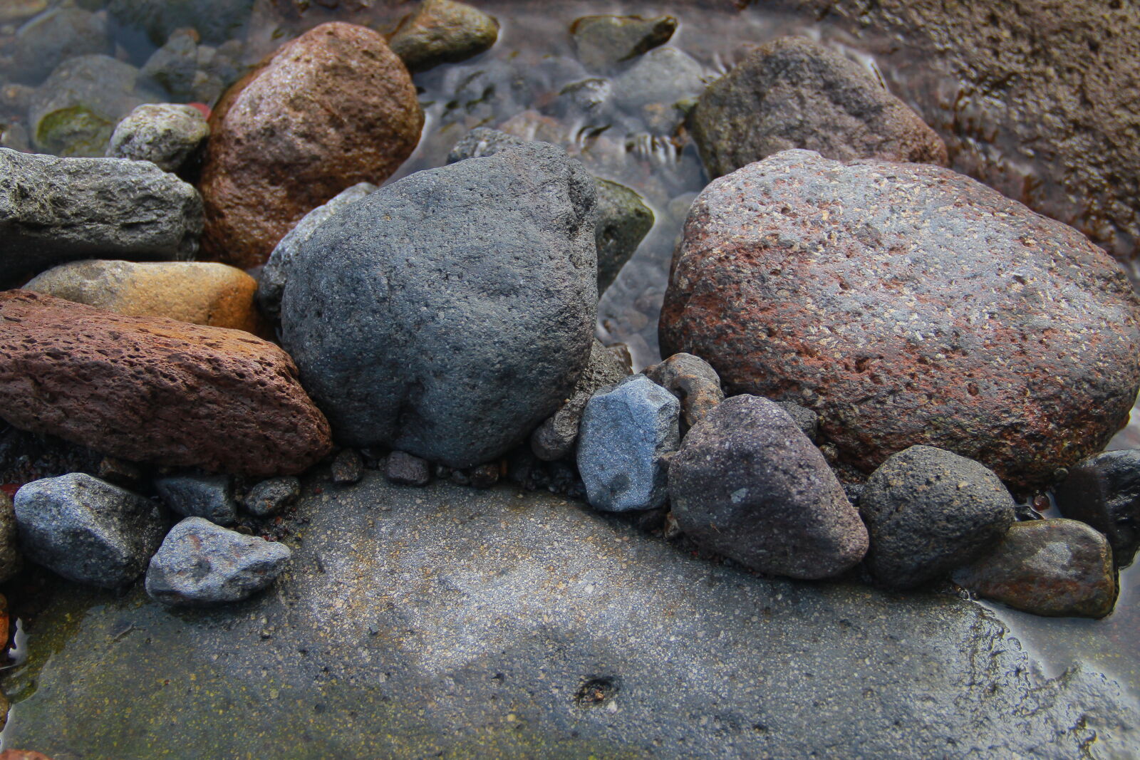 Canon EOS 7D sample photo. Rocks, stones photography