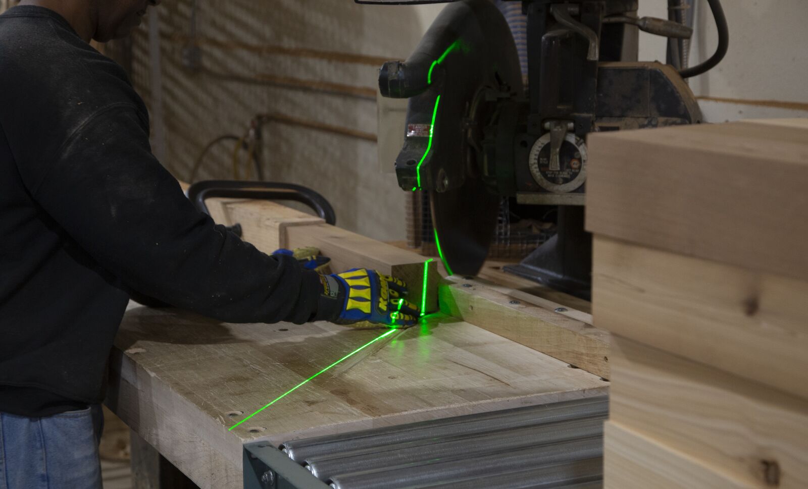 Canon EOS 5D Mark III sample photo. Tools, saw, laser saw photography