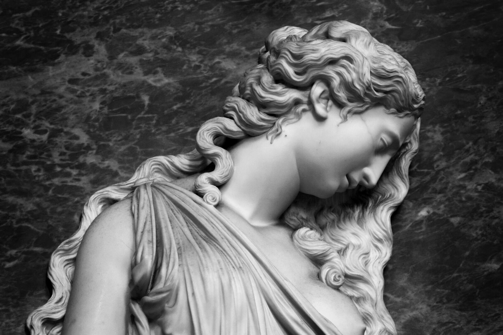 Canon EOS 80D sample photo. Monument, marble, church photography