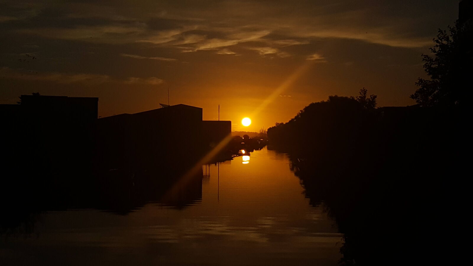 Samsung GALAXY S6 edge sample photo. Sunrise photography
