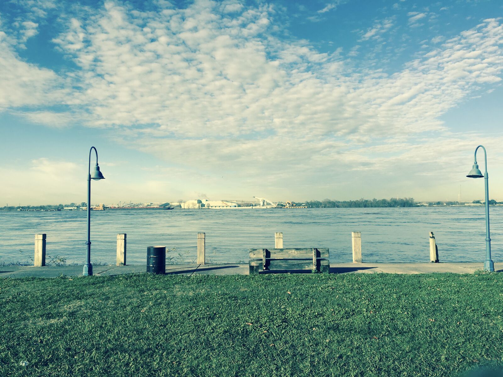 Apple iPhone 6s sample photo. Bench, mississippi, river, new photography