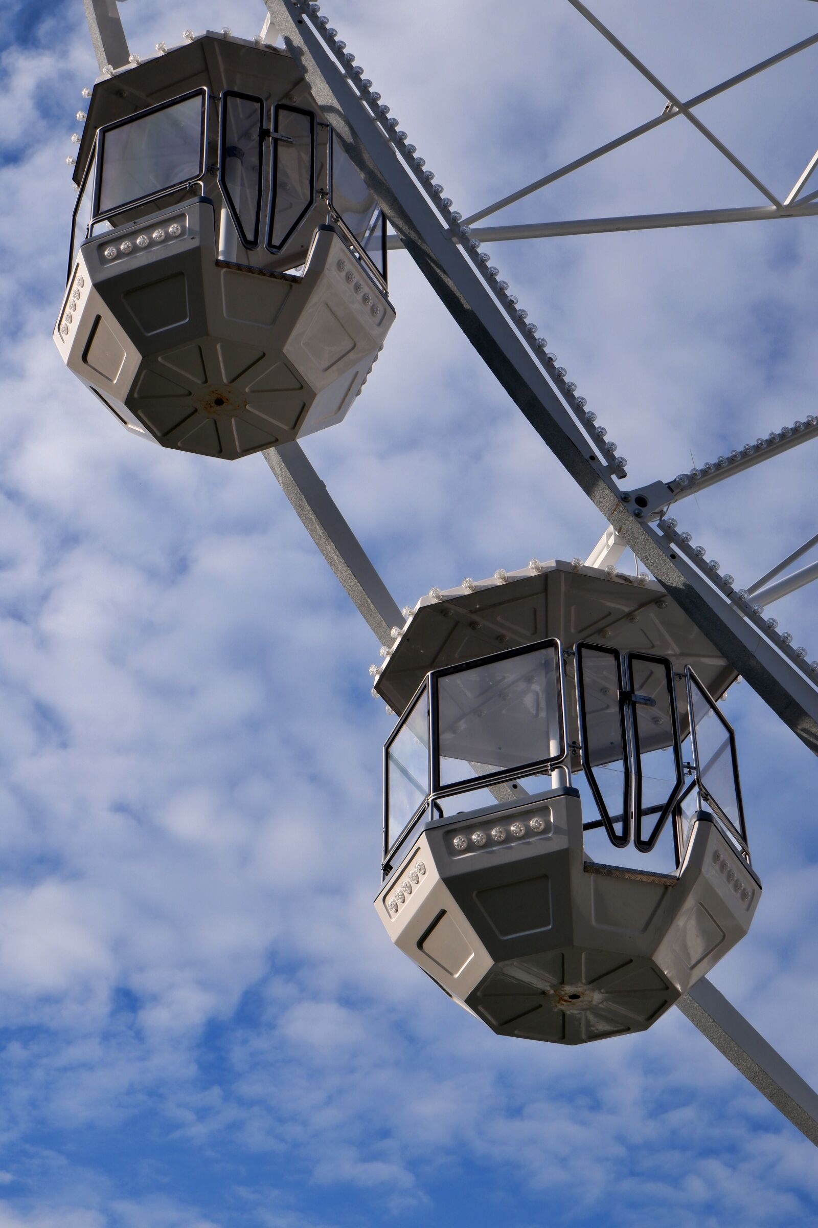 Fujifilm X-T100 sample photo. Ferris wheel photography