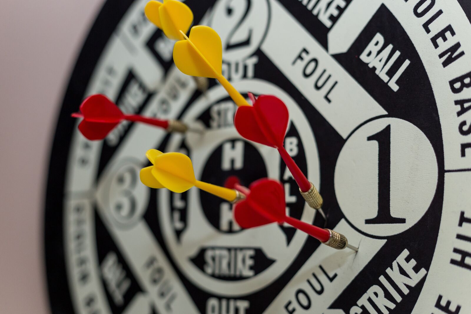 Canon EF 50mm F1.8 II sample photo. Darts, dartboard, dart board photography