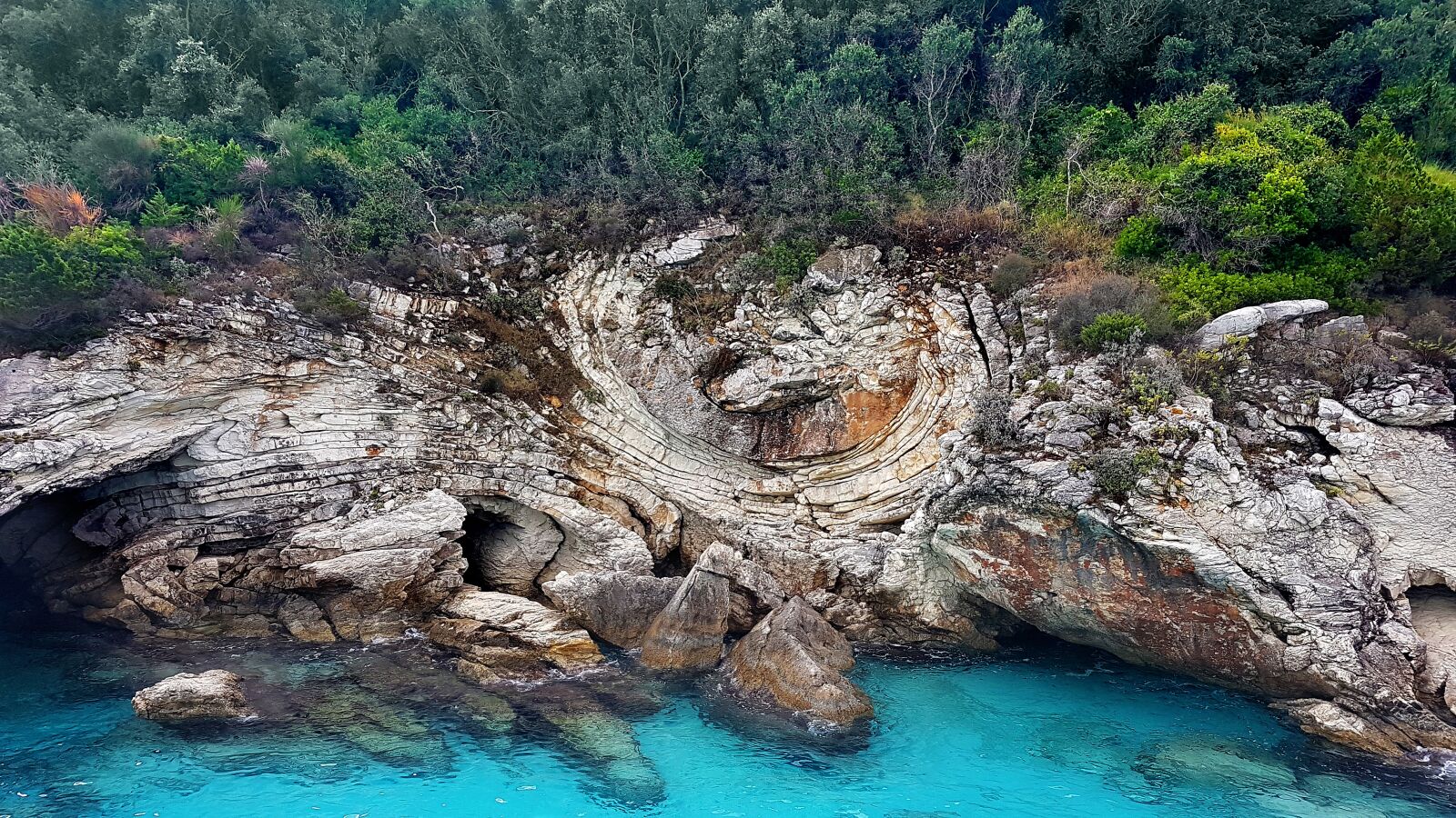 Samsung Galaxy S7 Edge sample photo. Rock, cliff, bizarre photography