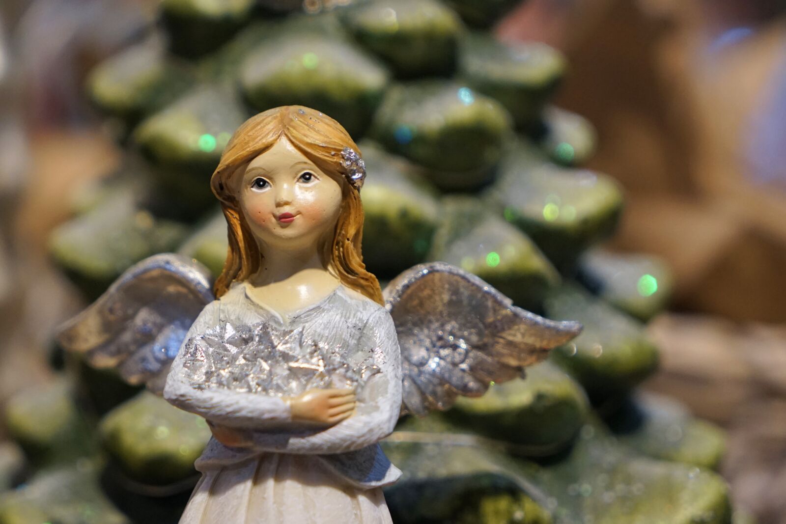 Sony a7 II + Sony Vario Tessar T* FE 24-70mm F4 ZA OSS sample photo. Angel, advent, christmas photography