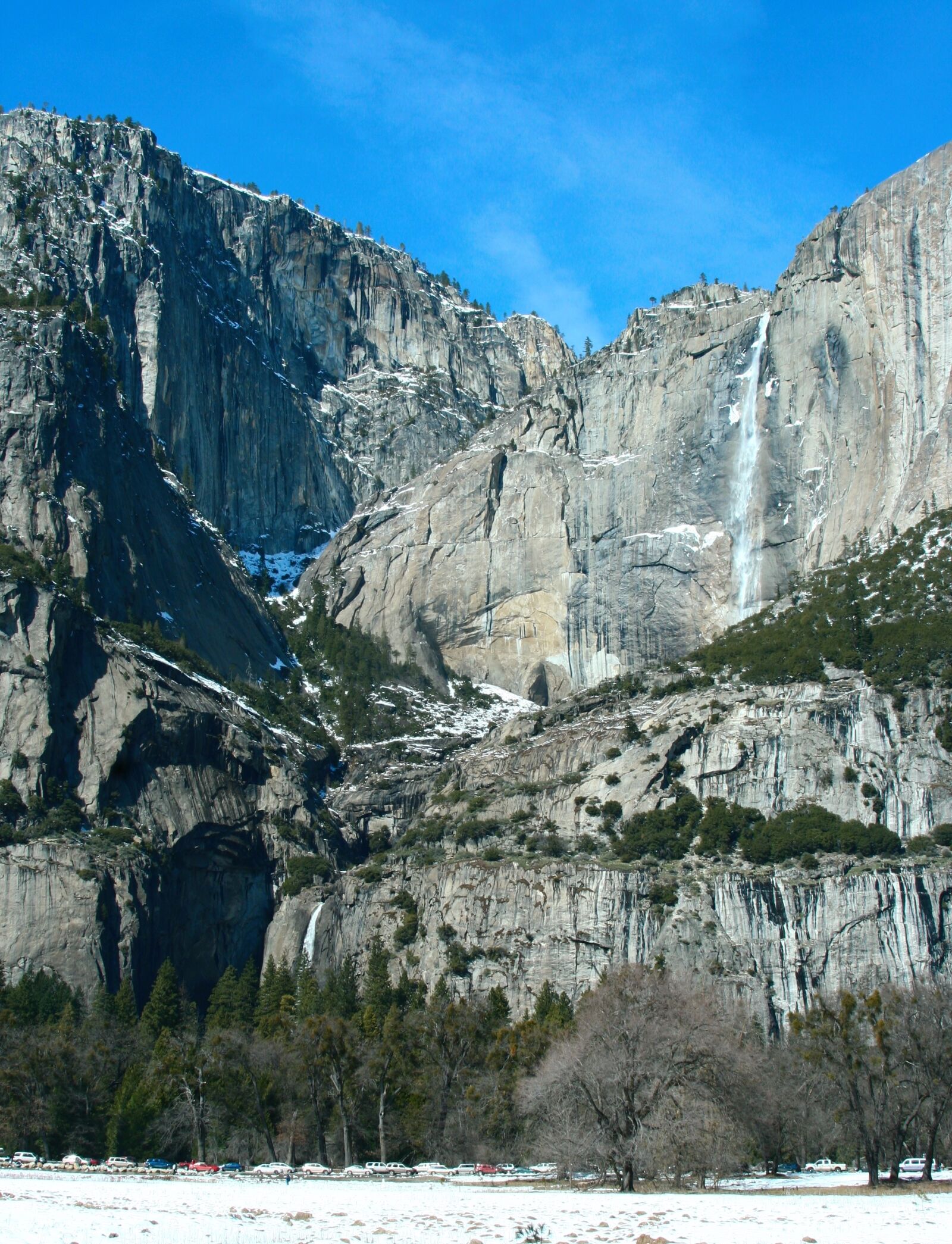 Canon EOS 350D (EOS Digital Rebel XT / EOS Kiss Digital N) sample photo. Yosemite, waterfall, snow photography