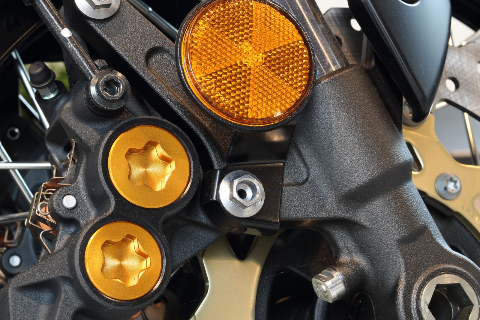 Canon EOS 750D (EOS Rebel T6i / EOS Kiss X8i) sample photo. Motorcycle, motor, yamaha photography