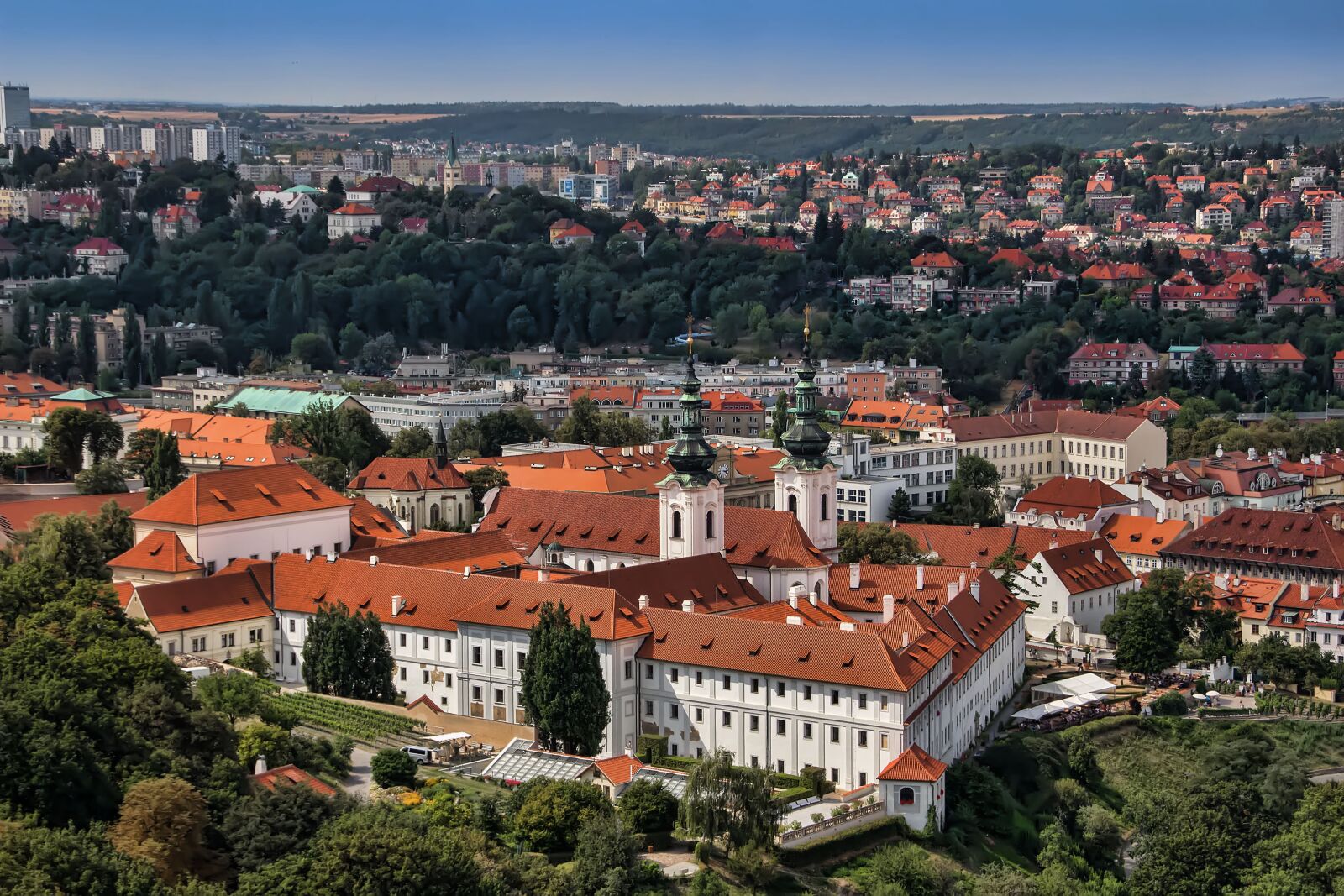 Canon EOS 600D (Rebel EOS T3i / EOS Kiss X5) sample photo. Prague, strahovský monastery, czech photography