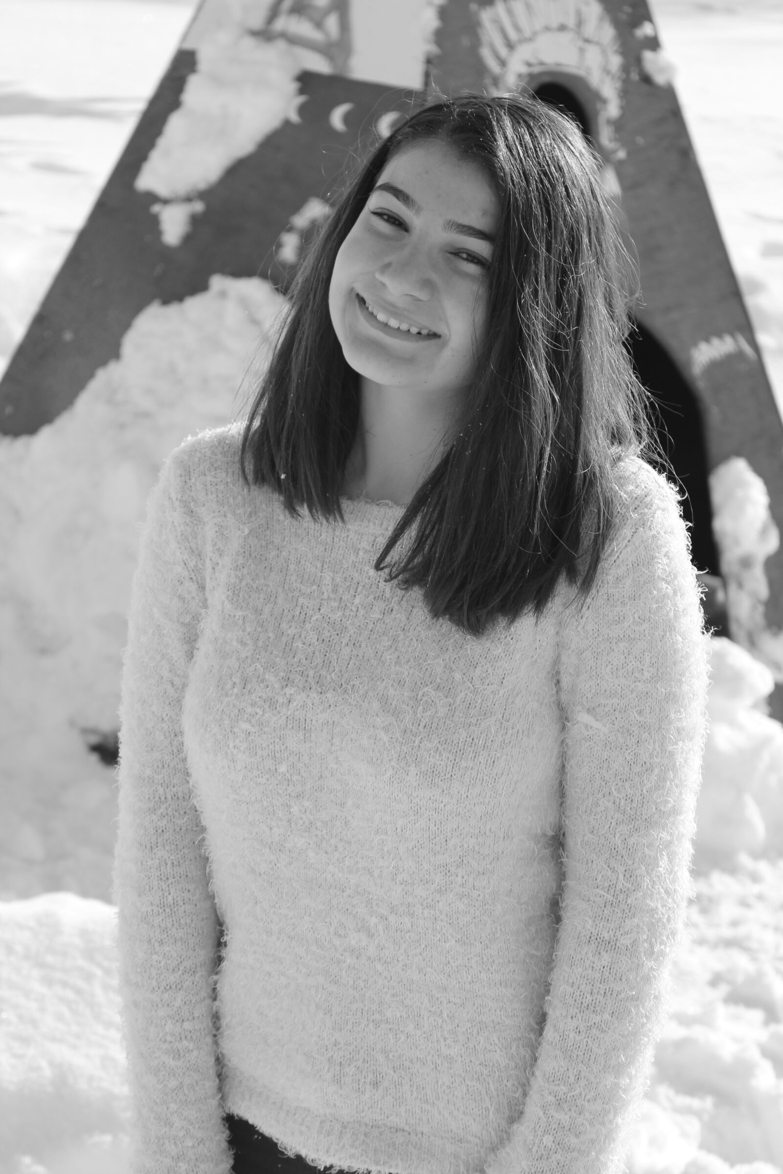 Canon EOS 100D (EOS Rebel SL1 / EOS Kiss X7) sample photo. Winter, girl, black and photography