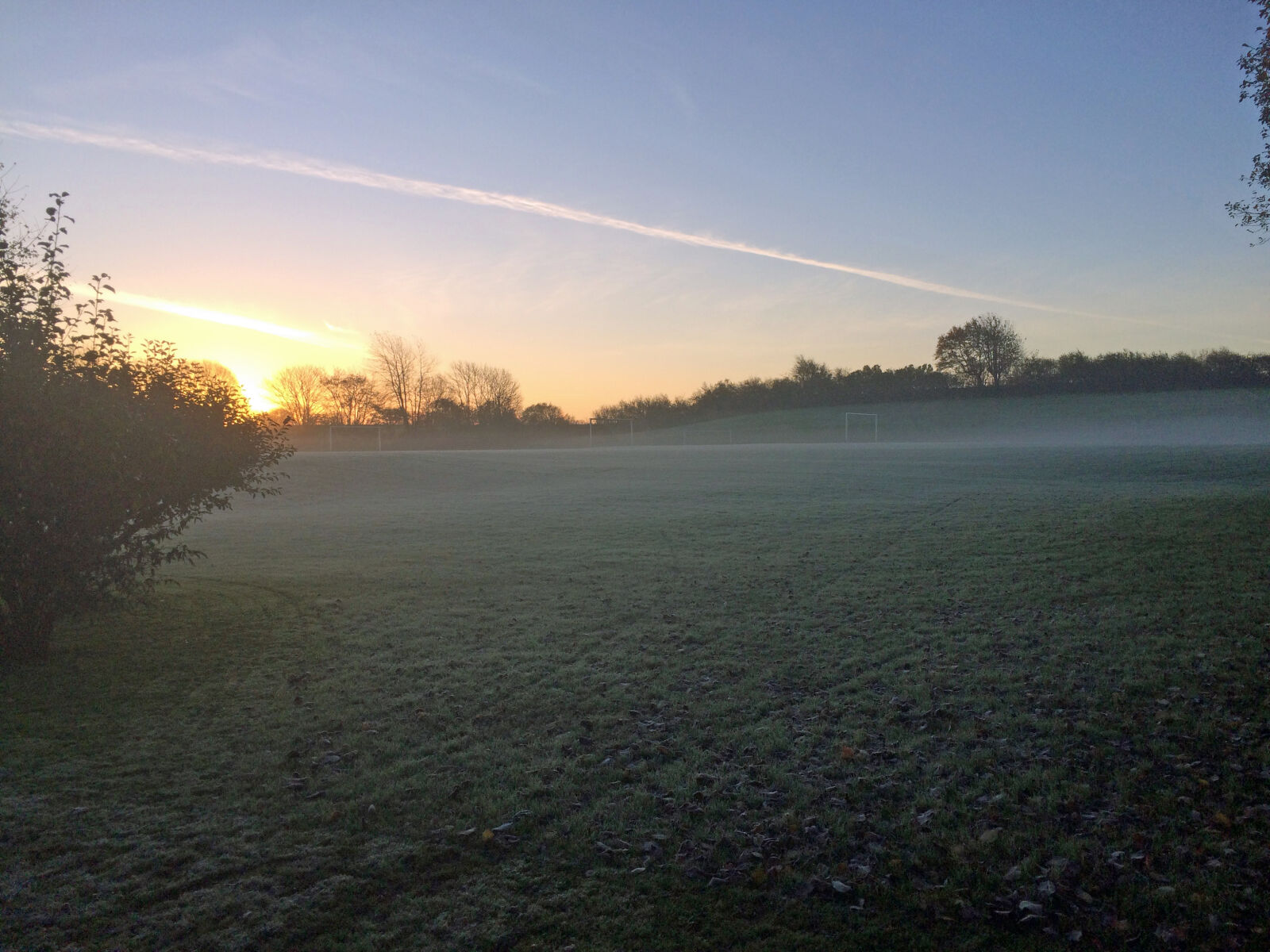 iPhone 5s back camera 4.15mm f/2.2 sample photo. Morning, glory photography