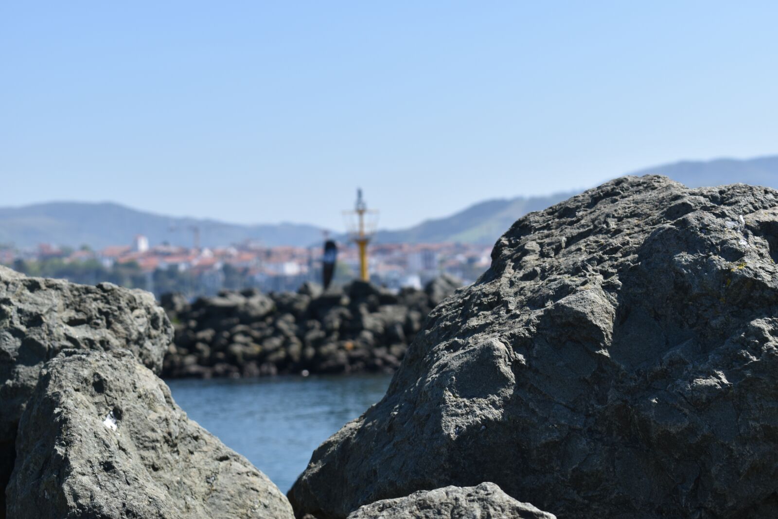 Nikon D5500 sample photo. Rock, sea, holiday photography